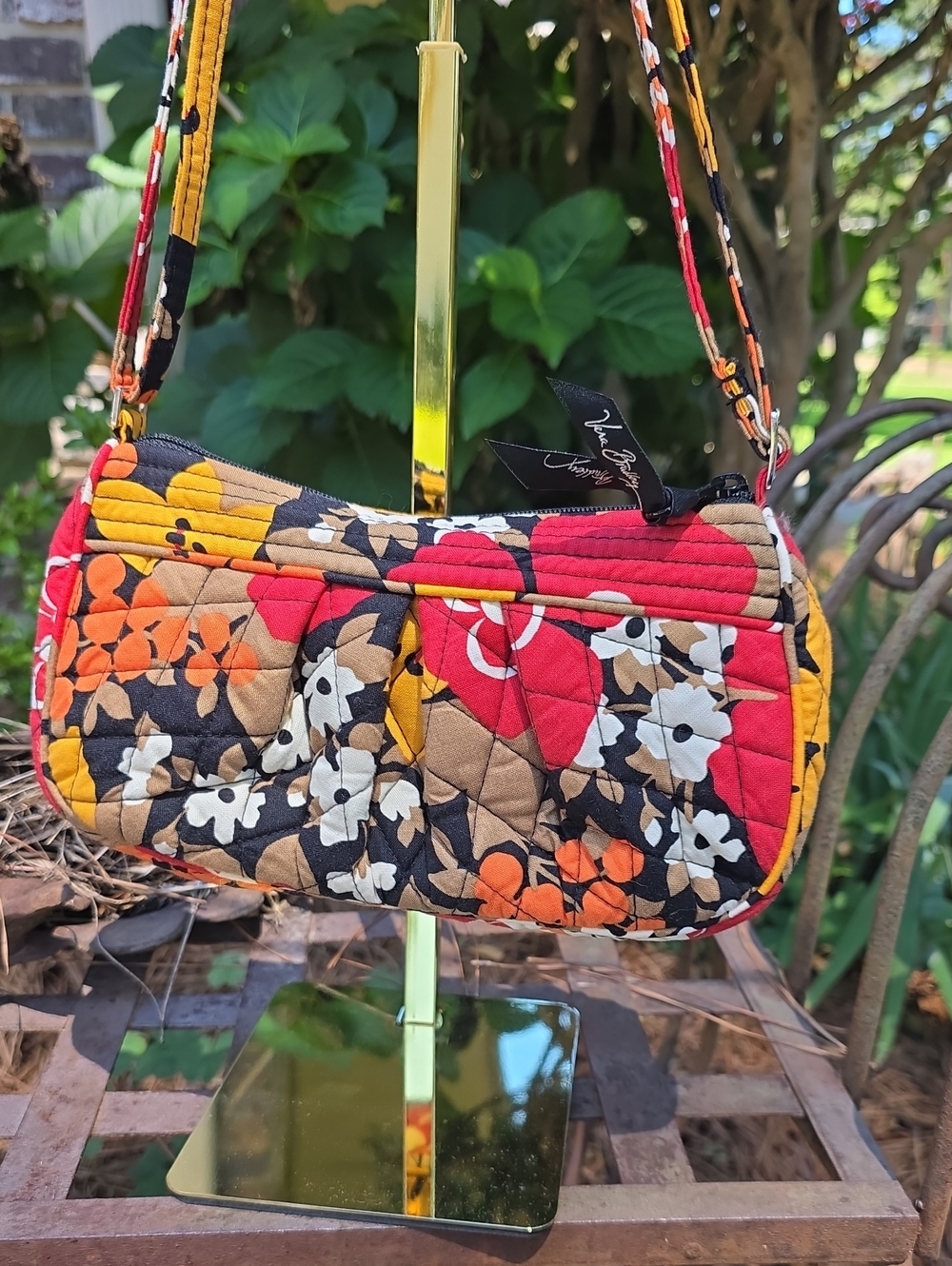 Vera Bradley Quilted Mini Shoulder Bag / Crossbody Small Red Orange Yellow - Picture 3 of 7